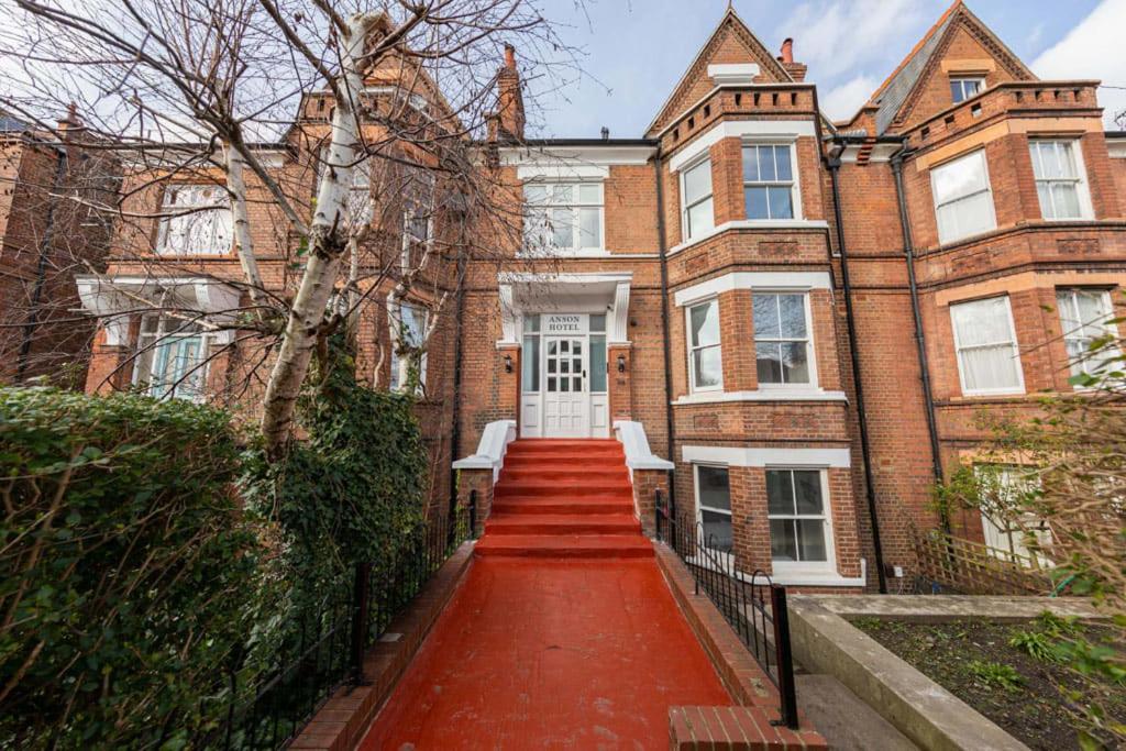 Victorian Beauty With Private Toilet And Shower Near Tube Station Лондон Екстер'єр фото